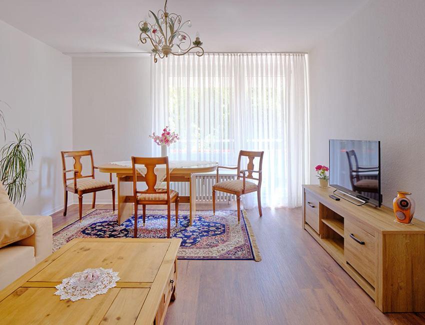 Komfort Ferienwohnung Bad Pyrmont Naehe Kurpark Bagian luar foto